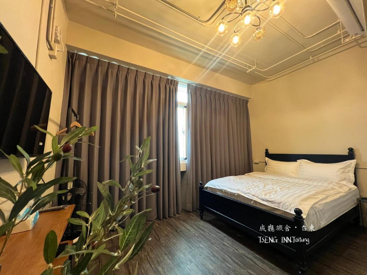 T'ai-tung成瘾旅舍公寓 外观 照片